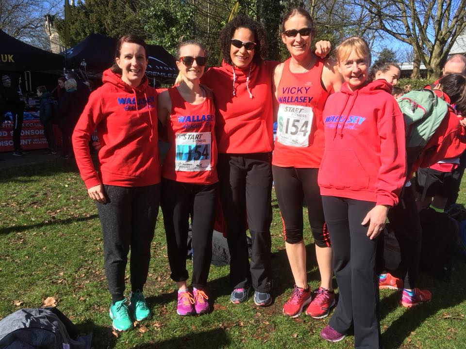 Slideshow galleryslideshowbirkenheadparkrelayswomen2018