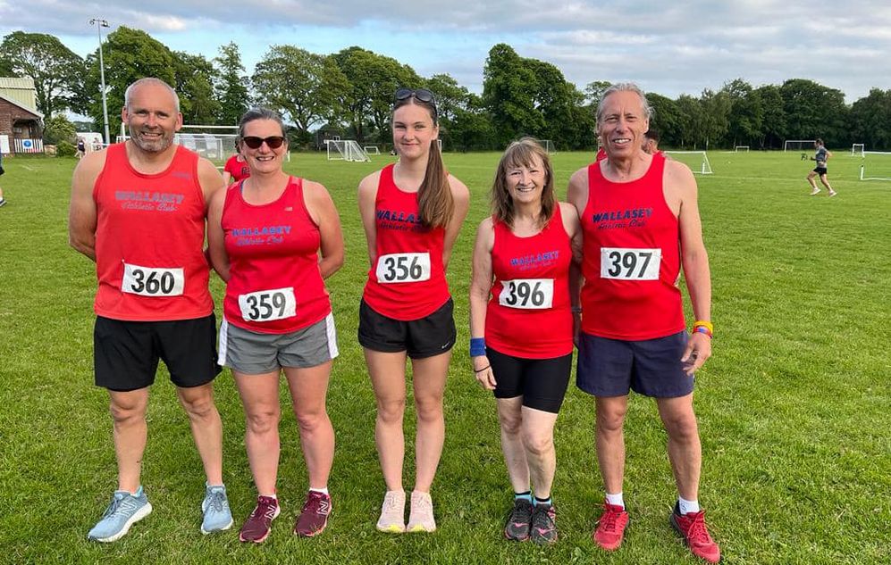 Phil, Caet and Bella Cuthbert, Lesley-Anne Cucksey and Dave McAlister