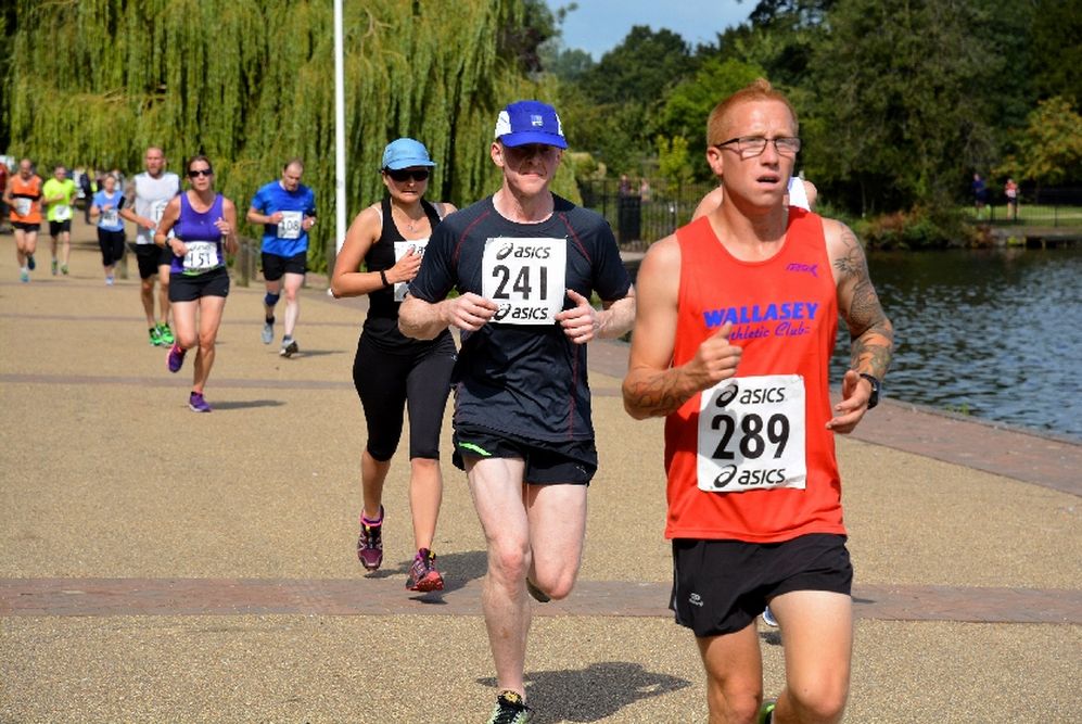 Slideshow galleryslideshowellesmere10k2016