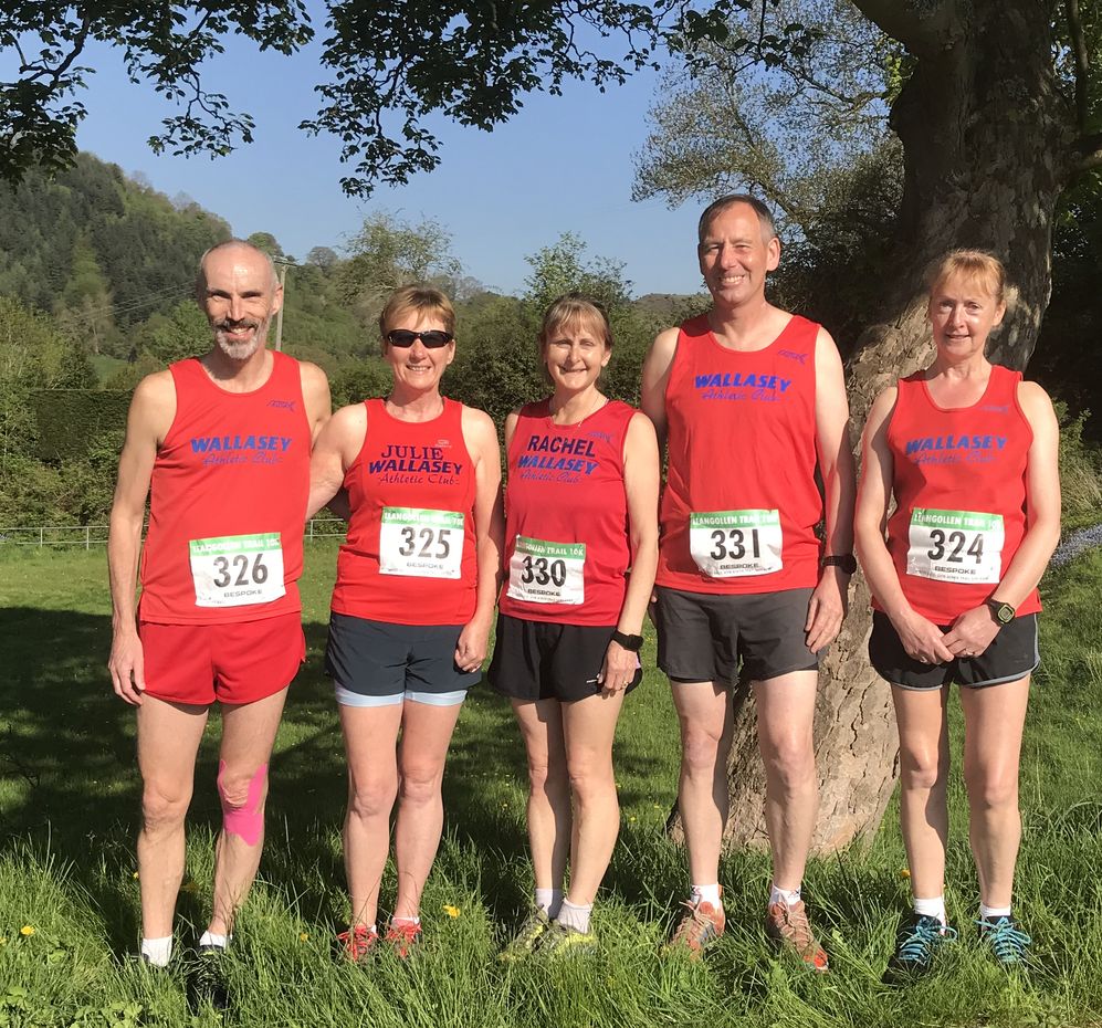 Tony and Julie Barbat, Rachel and Richard Saunders and Sharon Lamont